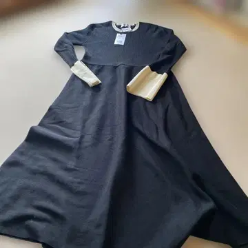오파크 클립 니트 원피스 블랙/아이보리