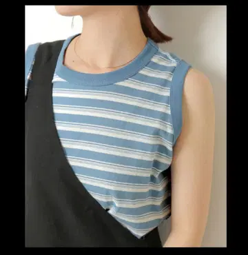 MEYAME RANDAM BORDER SLEEVELESS