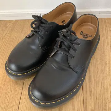 닥터마틴 ( DR.MARTENS ) 3홀 깁슨 1461