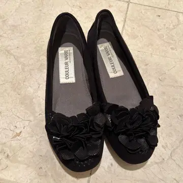 COULEUR VARIE 블랙 플랫슈즈