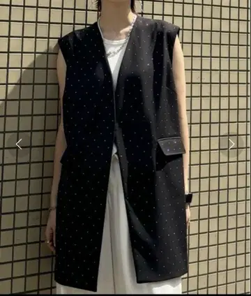 Ameri vintage 큐빅 베스트 블랙