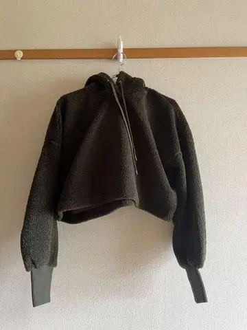 [ 새상품급 ] converse 올리브 그린 플리스 크롭 후드티