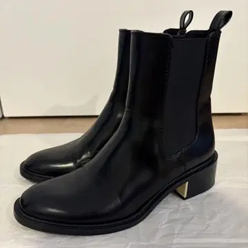 ZARA 자라 블랙 가죽 사이드 고어 부츠