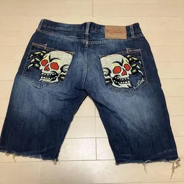 스컬 자수 데님 숏팬츠