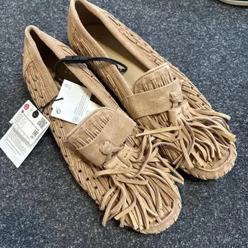 ZARA 프린지 모카신 38 베이지 가죽