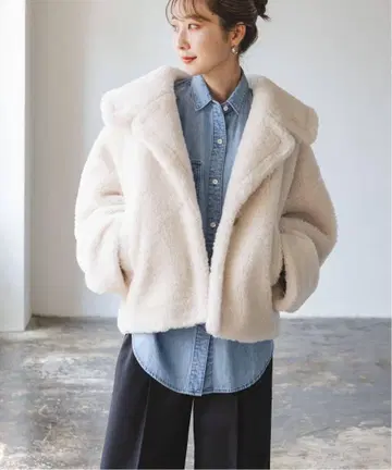 noble 스노우 보아 빅 칼라 코트