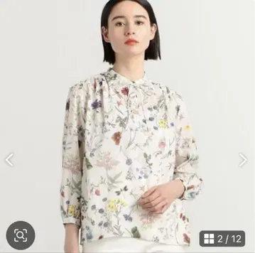 투모로우랜드 보타니컬 라벨 프린트 보타이 블라우스 M