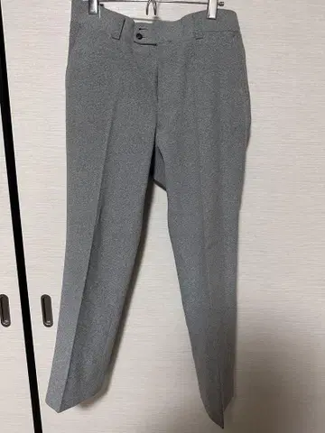 LACOSTE 그레이 슬랙스 사이즈 85