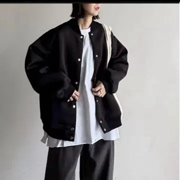 ARULLE 블랙 점퍼