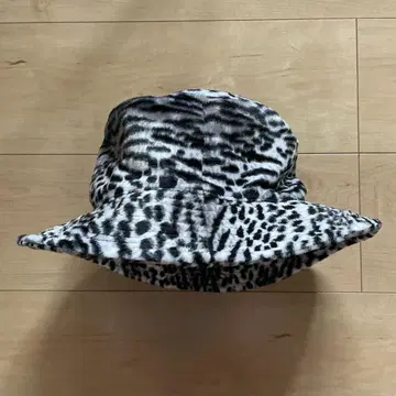 레오파드 레오파드 무늬 버킷햇 버킷햇 퍼 애니멀 무늬 모자 퍼