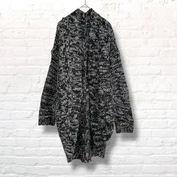 vestiamo 돌먼 니트 가디건 블랙 x 화이트 미디엄 기장 루즈핏