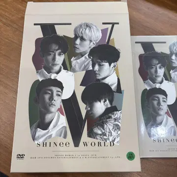 SHINee WORLD V DVD