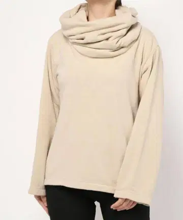 BLACK CRANE DONUT NECK PULLOVER