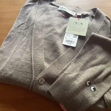 UNIQLO 안야 힌드마치 V넥 가디건 L 브라운