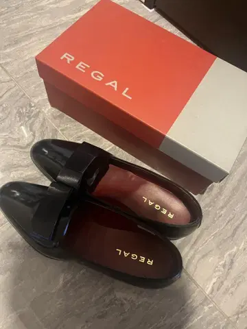 REGAL 오페라 슈즈