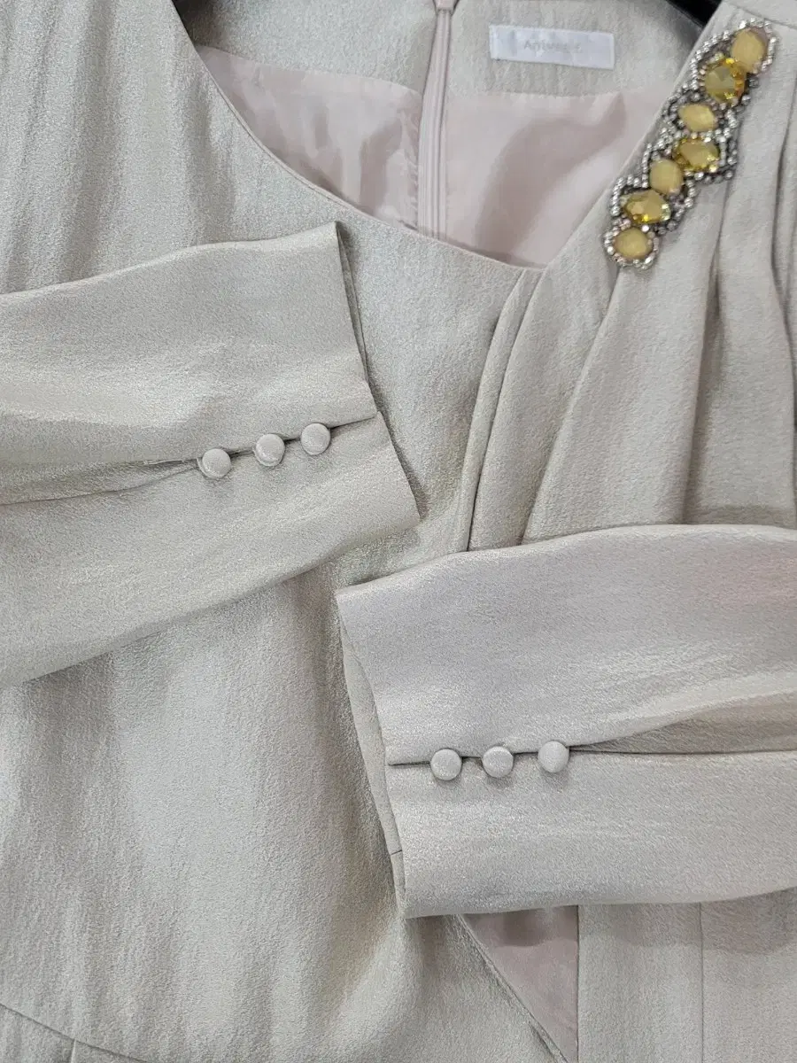 Product Details - 8