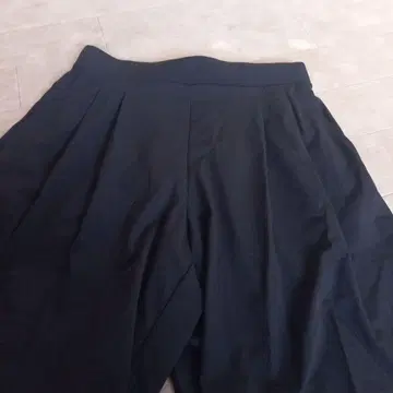 유니클로 울트라 스트레치 액티브 와이드 팬츠 M
