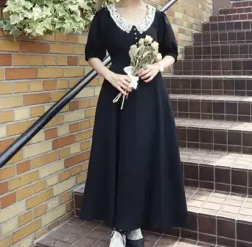 어나더 안젤라스 레이스 카라 롱 원피스 블랙