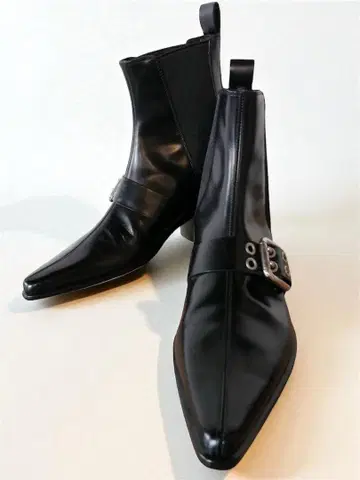 돌체앤가바나 앵클부츠 24cm
