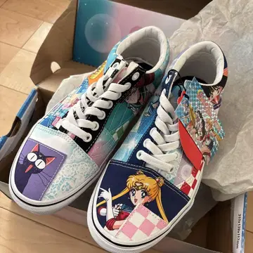 세일러문 스니커즈 VANS 24.5cm