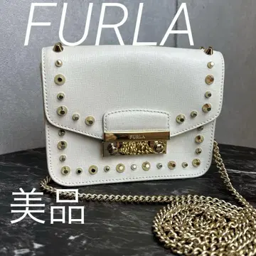 [ FURLA ] 귀여운 화이트 스터드 체인 백