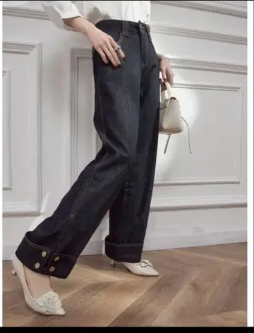 버튼 스티치 데님