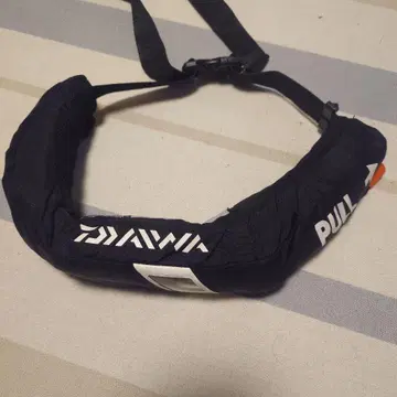 다이와 구명 조끼 블랙