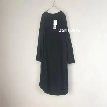 새상품급 osmosis 절개 니트 원피스 보트넥 블랙 긴팔