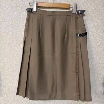 O'NEIL OF DUBLIN 브라운 플리츠 스커트