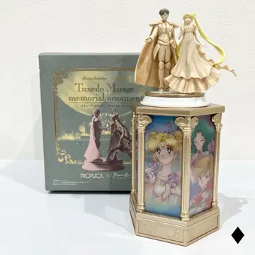 세일러문 Tuxedo Mirage 피규어