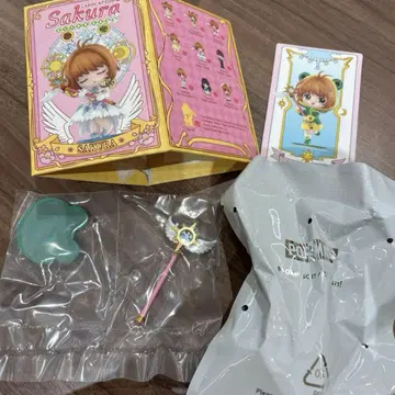 POPMART 카드캡터 사쿠라 피규어