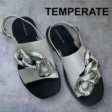TEMPERATE QUINN 볼륨 체인 샌들 40