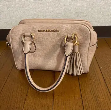 [ 새상품급 ] MICHAEL KORS 핑크 핸드백 태슬 포함 천연 가죽