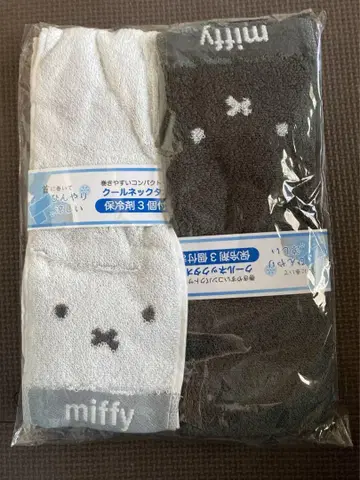 미피 페이스 쿨 넥 타월 보냉제 3개 포함 블랙 화이트 2종 세트
