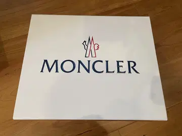 MONCLER 기프트 상자 중 화이트