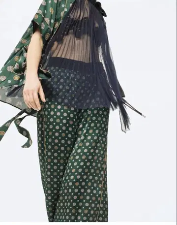 sacai 코몬 무늬 네이비 파자마 팬츠