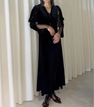 Ameri vintage VELOUR PUFF SLEEVE DRESS