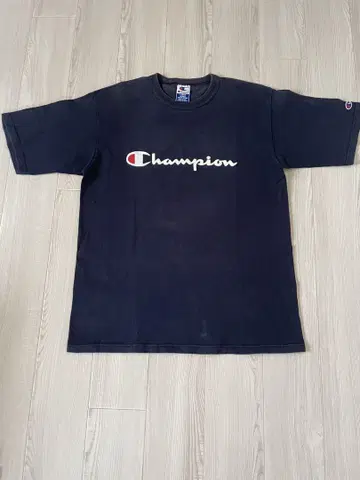 Champion 네이비 티셔츠