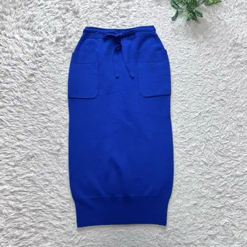 컨디션 최상 최근 모델 드로어 12G 울 캐시미어 파일 니트 스커트