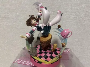 우라라카 오챠코 1/7 스케일 피규어 Spiritale