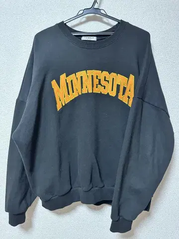 MINNESOTA 로고 블랙 트레이닝복