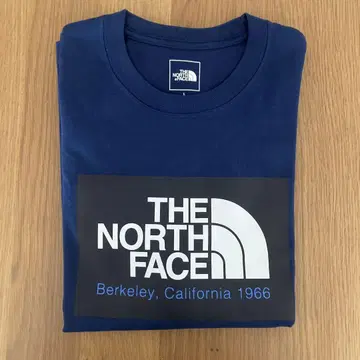 THE NORTH FACE 로고 티셔츠
