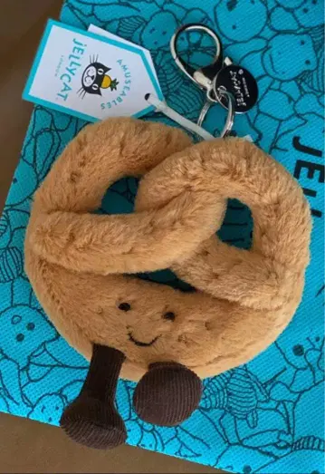 [ 새상품 ] Jellycat 제리캣  pretzel 키링