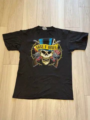 건즈 앤 로지스 투어 티셔츠