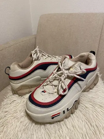 통굽 크림 스니커즈 스트라이프 디자인 25cm
