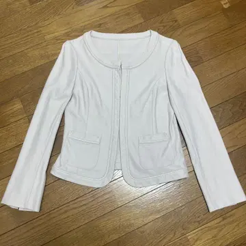 애니시스 화이트 노카라 자켓