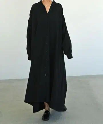 AKTE 볼륨 롱 셔츠 원피스