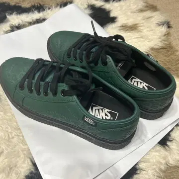 VANS 다크 그린 스니커즈