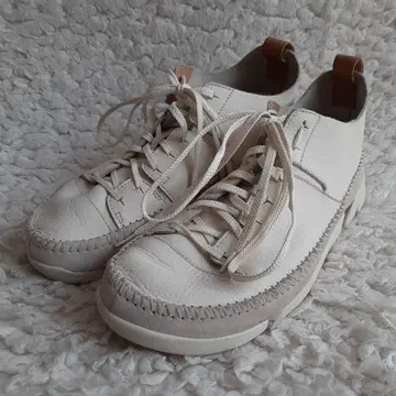 클락스 오리지널스 Clarks 스니커즈 화이트 가죽 25.5