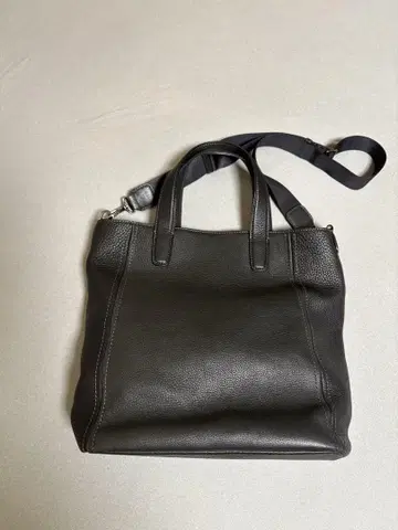 블랙 가죽 토트백